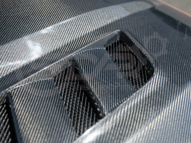 2024-Up Ford Mustang S650 | Terminator Style CARBON FIBER Front Vented Hood